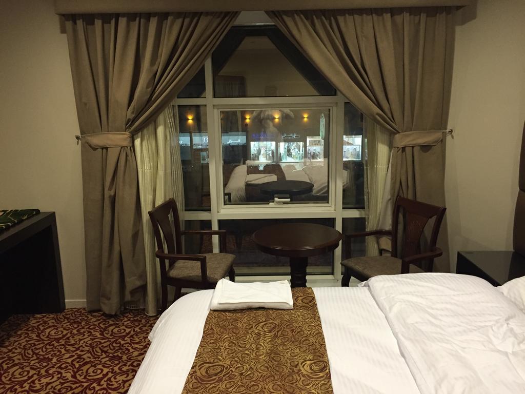 Ashbonh Hotel Suites Ер-Ріяд Номер фото